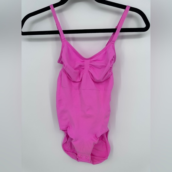 SKIMS Other - Skims sculpting bodysuit shapewear New L/XL